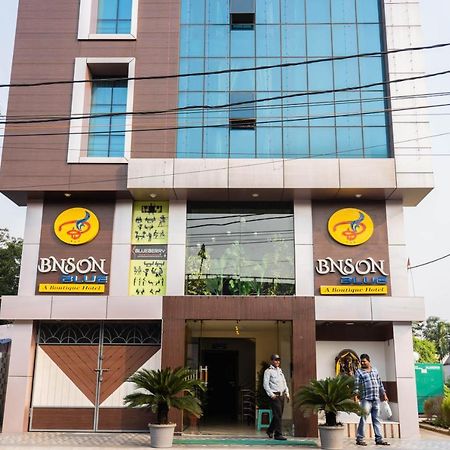 Hotel Bnson Blue Cuttack Exteriör bild